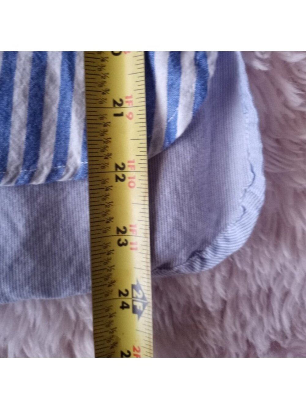 Walter Baker Blue Pinstriped Pattern Top - Picture 10 of 10